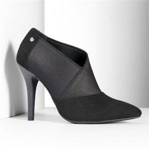 Simply Vera Wang Avelyn Black bootie heels 9.5